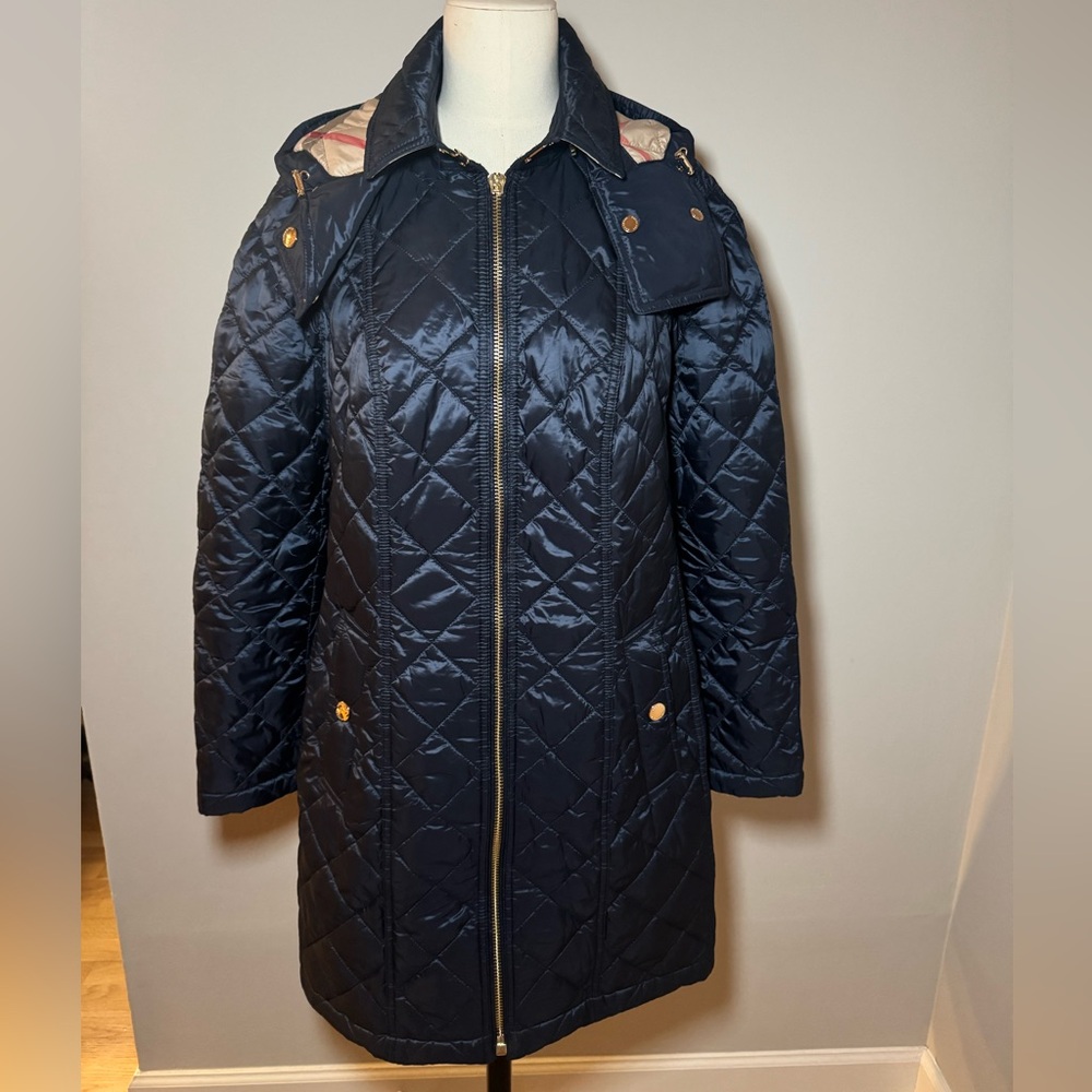 BURBERRY- Women's Quilted Navy Coat
